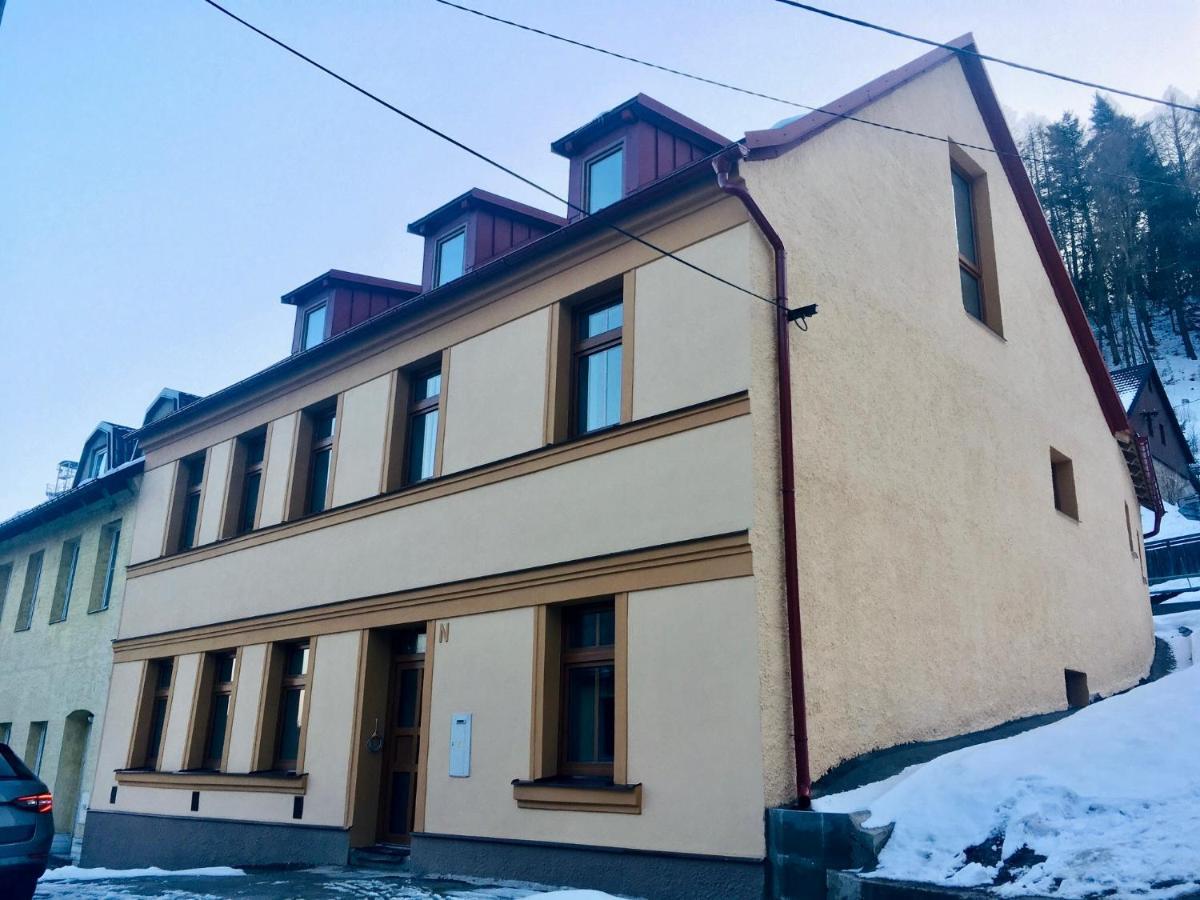 Apartman U Stoly Яхимов Экстерьер фото
